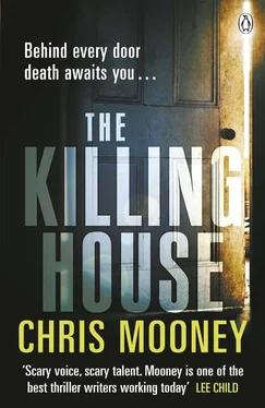 Chris Mooney The Killing House обложка книги