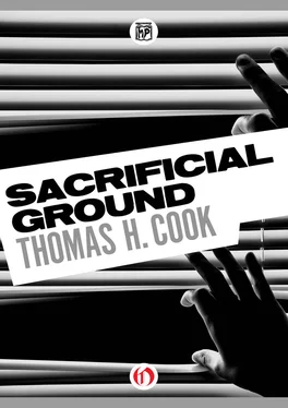 Thomas Cook Sacrificial Ground обложка книги