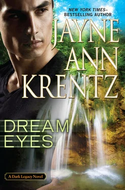 Jayne Krentz Dream Eyes обложка книги