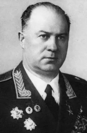 П М Зернов директор КБ11 с 1946 по 1951 год Б Г Музруков директор - фото 25