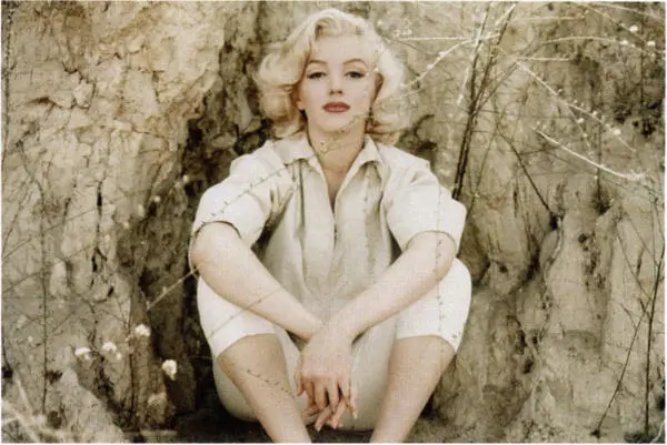 6 lonely streets I had been a sort of child bride Now I was a sort of - фото 7
