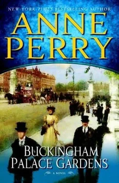 Anne Perry Buckingham Palace Gardens обложка книги