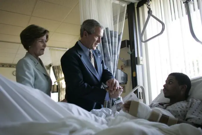 Visiting the wounded was both the toughest and most inspiring part of my job - фото 253