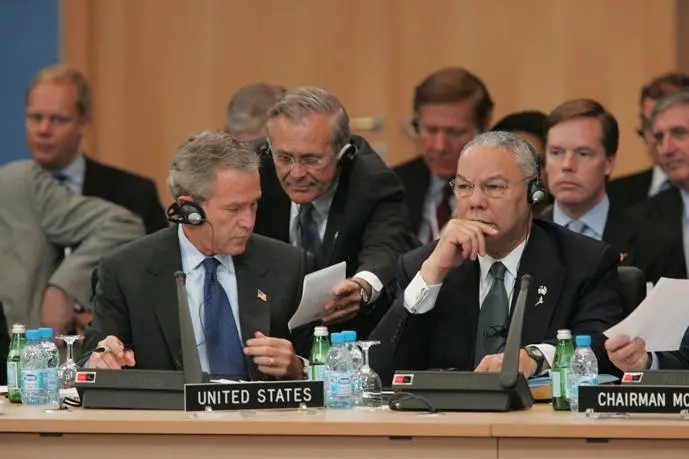 Receiving the news that Iraq is sovereign White HouseEric Draper I scrawled - фото 352