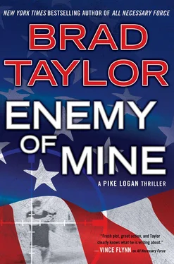 Brad Taylor Enemy of Mine обложка книги