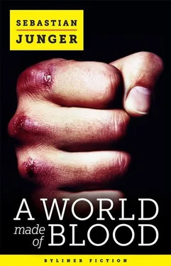 Sebastian Junger A World Made of Blood обложка книги