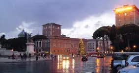 Пьяцца Венеция Палаццо Венеция Palazzo Venezia еще одна доминанта площади - фото 88