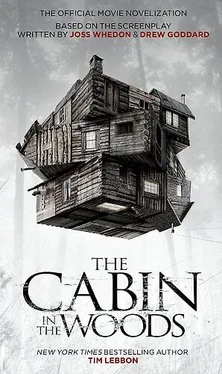 Tim Lebbon The Cabin in the Woods обложка книги