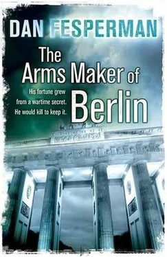 Dan Fesperman The Arms Maker of Berlin