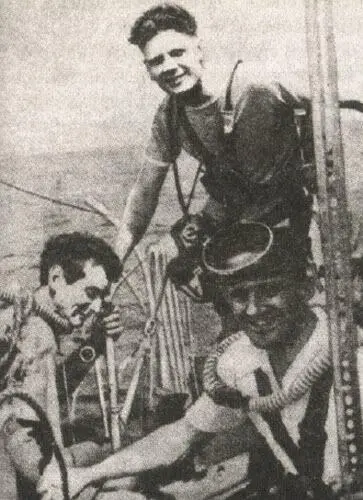 Перед погружением В 1947 году в прибрежной части бухты обнаружили развалины - фото 39