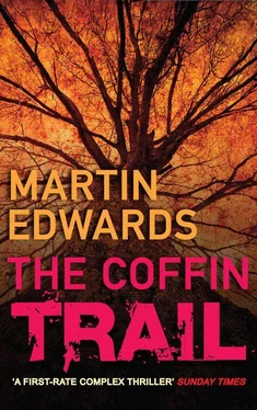 Martin Edwards The Coffin Trail обложка книги