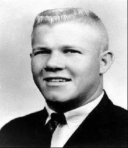 Background Charles Joseph Whitman born June 24 1941 was a student at the - фото 43