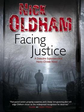 Nick Oldham Facing Justice обложка книги