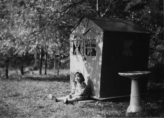With my playhouse in Westport Connecticut 1968 My family minus one - фото 10
