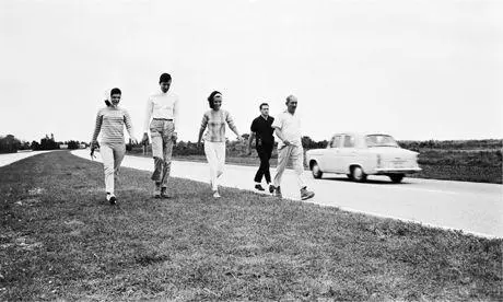 Mrs Kennedy Chuck Spalding Lee Clint Hill and Prince Radziwill The next - фото 64