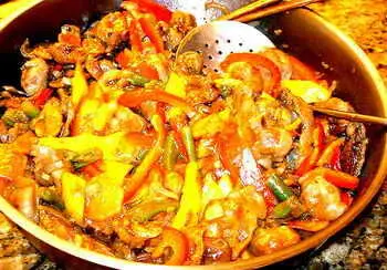 Много позже когда мне довелось вживую познакомился с китайской кухней - фото 91