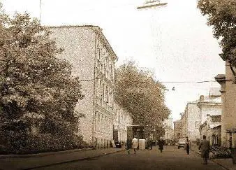 Не могу удержаться и не показать пару снимков Большого Афанасьевского около - фото 75