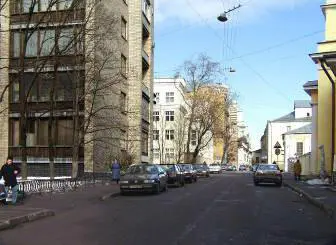 Дом и переулок в 68году выглядел так как и в описываемые школьные времена в - фото 76