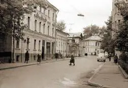 Нда не сразу узнаешь родимые места Вернемся однако к школярам На - фото 89