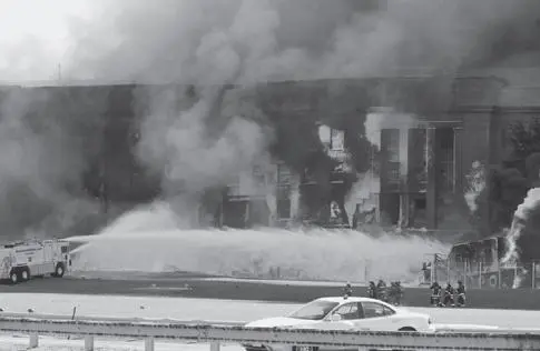 The facade of the Pentagon before it collapsed Skeptics doubted that it could - фото 30