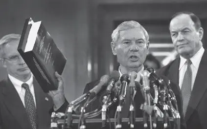 The joint chairmen of Congresss probe Senators Bob Graham center and - фото 49