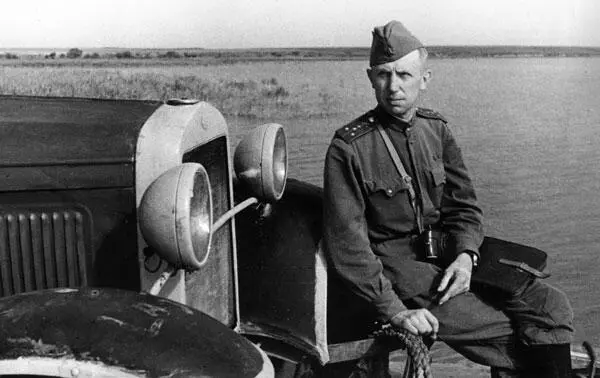 В А Малышев 1943 Десантнику проще шутил дед вспоминая тот эпизод У - фото 5