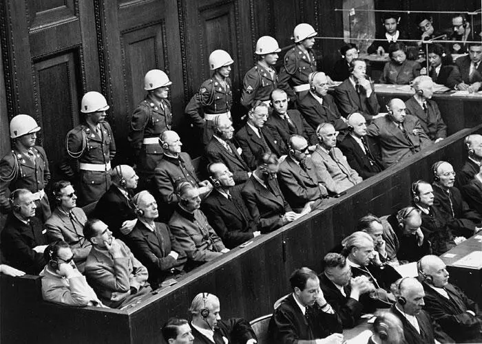 На Нюрнбергском процессе 19451946 Начальник Главного управления имперской - фото 12