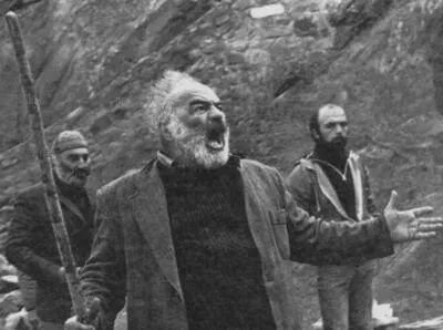 В гневе как бывало часто На съемках фильма Легенда о Сурамской крепости - фото 41