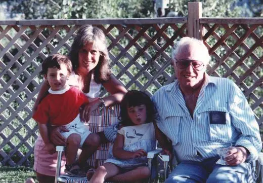 Leon with his third wife Jill Peabody and their son Conor and daughter - фото 15