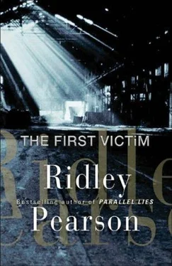 Ridley Pearson The First Victim обложка книги