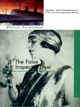 Peter Lovesey The False Inspector Dew обложка книги