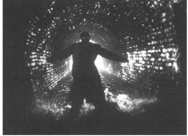 Harry Lime crucified in a sewer Such a delicate balancing act could only - фото 11