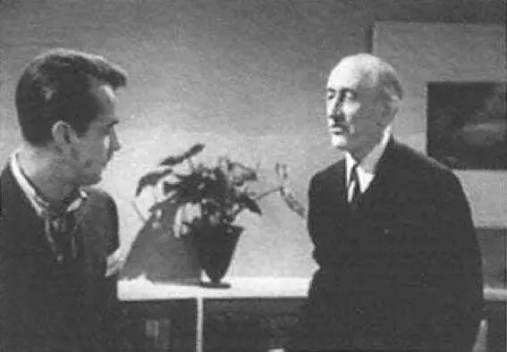 Alan Ladd and Will Wright in the revised ending of The Blue Dahlia 1946 When - фото 15