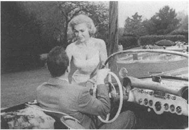 Mike Hammer as Playboy male in Kiss Me Deadly 1955 Turning Mickey Spillane - фото 22