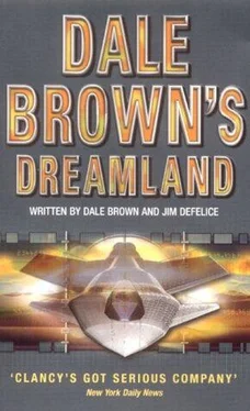 Dale Brown Dreamland обложка книги