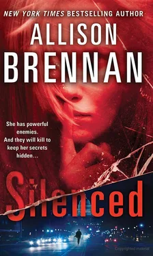 Allison Brennan Silenced обложка книги