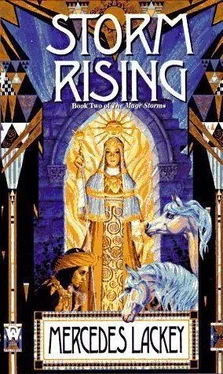 Mercedes Lackey Storm Rising обложка книги