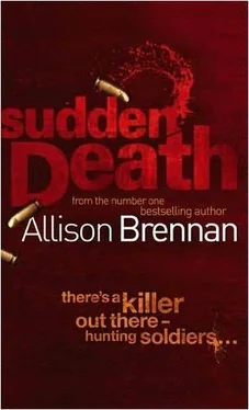 Allison Brennan Sudden Death обложка книги