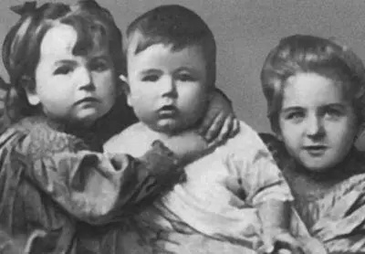 Дети писателя Элси Джон и Джозефин Усадьба Бейтменз в Сассексе где - фото 19
