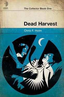 Chris Holm Dead Harvest обложка книги