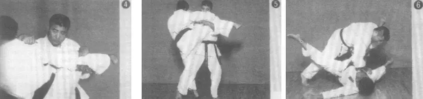 Нестандартные удары ногами Во время занятий в период додзё Оямы Соэно Ёсидзи - фото 108