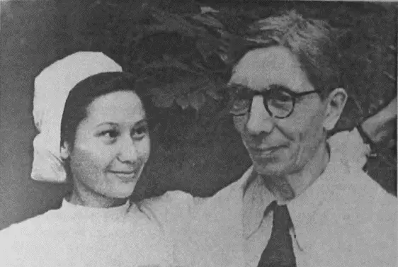 С С Юдин в ссылке в Новосибирске с врачом областной больницы 1952 За С С - фото 8
