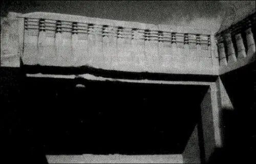 Рис 26 Саккара Часть стены ограждения с колоннами Джеда Известняк из - фото 27