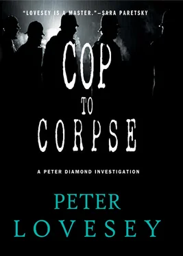 Peter Lovesey Cop to Corpse обложка книги