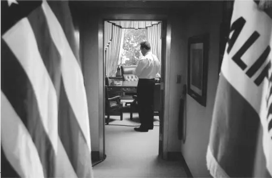 I took office with no previous experience as an elected official at a time of - фото 148