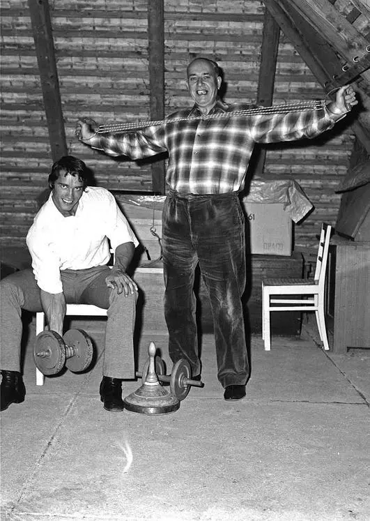 On occasional visits home to Austria Id work out in the attic with my dad a - фото 17