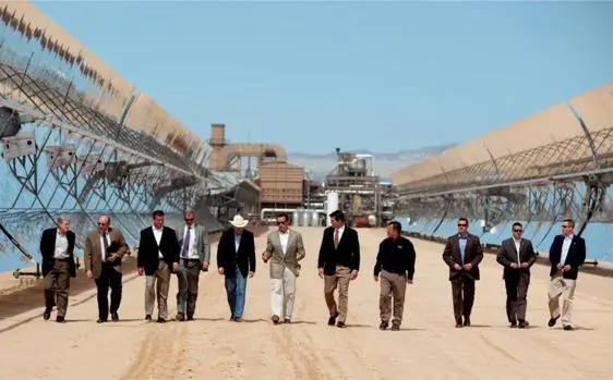 I had huge ambitions for California as a leader in renewable energy and the - фото 179