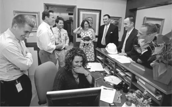 In the dead of August 2008 as we wait for a legislative vote I crack jokes - фото 184