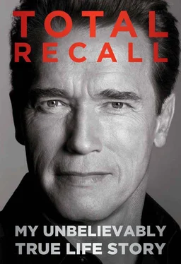 Arnold Schwarzenegger Total Recall: My Unbelievably True Life Story обложка книги