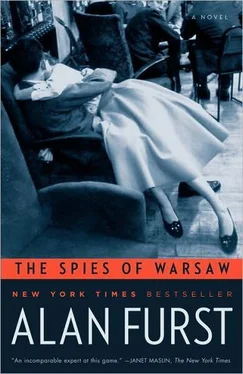 Alan Furst The Spies of Warsaw обложка книги